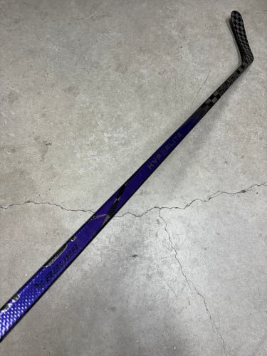77 Flex P92M Senior Bauer Vapor Hyperlite2 Left Hand Hockey Stick (Like New) Pro Stock