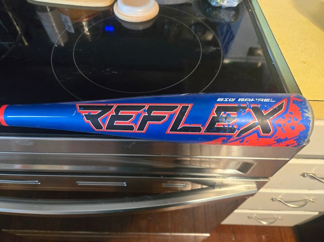 Easton Reflex Alloy Bat (-12) 16 oz 28" (Used)