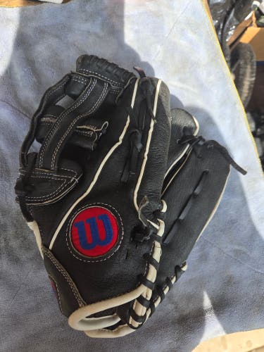 2005 Wilson Infield A0440 Baseball Glove 12" (Used)