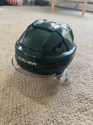 Medium Bauer Re-Akt 200 Helmet (Used)