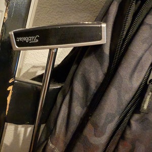 Men's Scotty Cameron Futura 5S Mallet Right Handed Putter Steel Shaft 35" (Used)