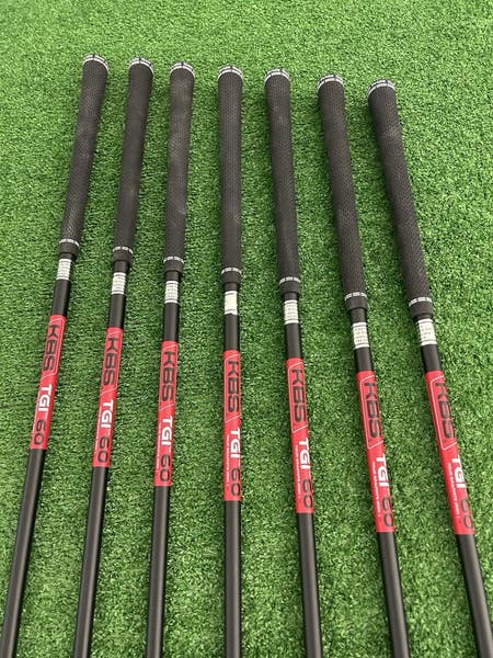 Srixon ZXi4 Forged 25 Iron Set 4-P / KBS TGI 60 Regular Graphite