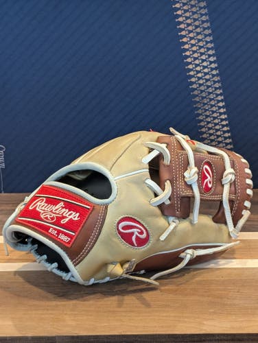 RH Rawlings Mark of a Pro Baseball Glove 11.5" (Used)