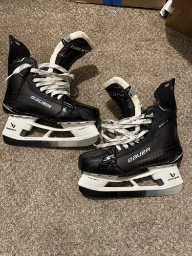 Bauer Supreme Shadow Pro Stock 6.5 Fit 2 Superfeet - Open to Trade