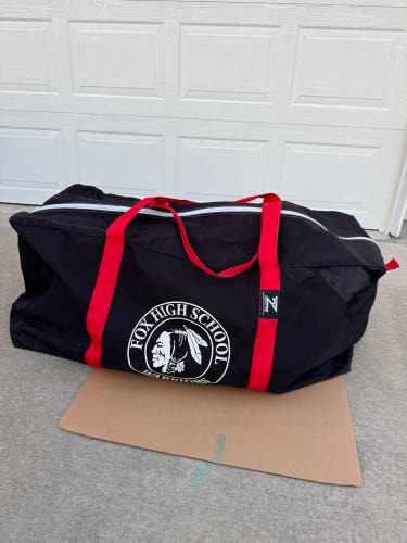 Hockey bag (lightly used)