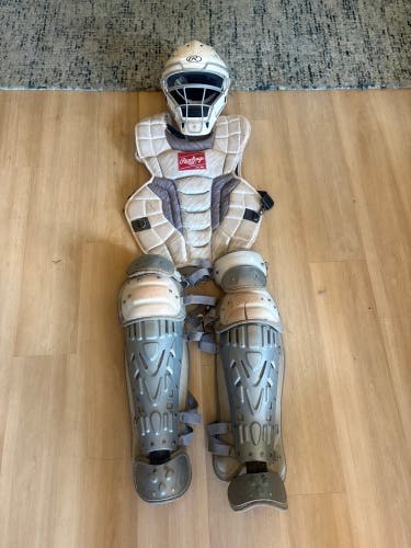 White Rawlings Mach Catcher's Set (Used)