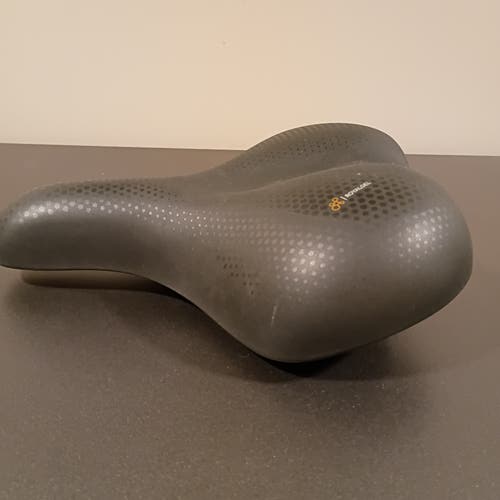 NEW - Selle Royal Bike Seat - Avenue Relaxed Model