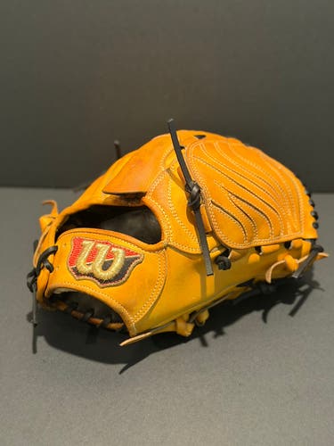 Rare Japanese Wilson Staff Kip 1W model RH Pitcher's Baseball Glove 11.75" (Used)