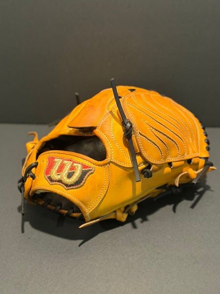 Rare Japanese Wilson Staff Kip 1W model RH Pitcher's Baseball Glove 11.75" (Used)