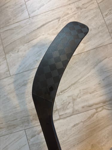 Senior CCM Ribcor Trigger 10 Pro Left Hand Hockey Stick P88M 85 Flex (New)