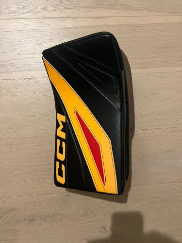 Selling a BRAND NEW Total Custom NHL stock pro return blocker (Demko)