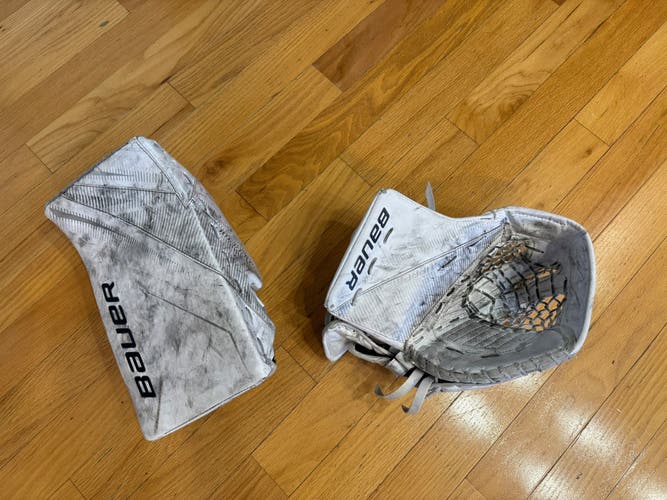 Bauer Glove and Blocker Set - Intermediate Regular (Used)