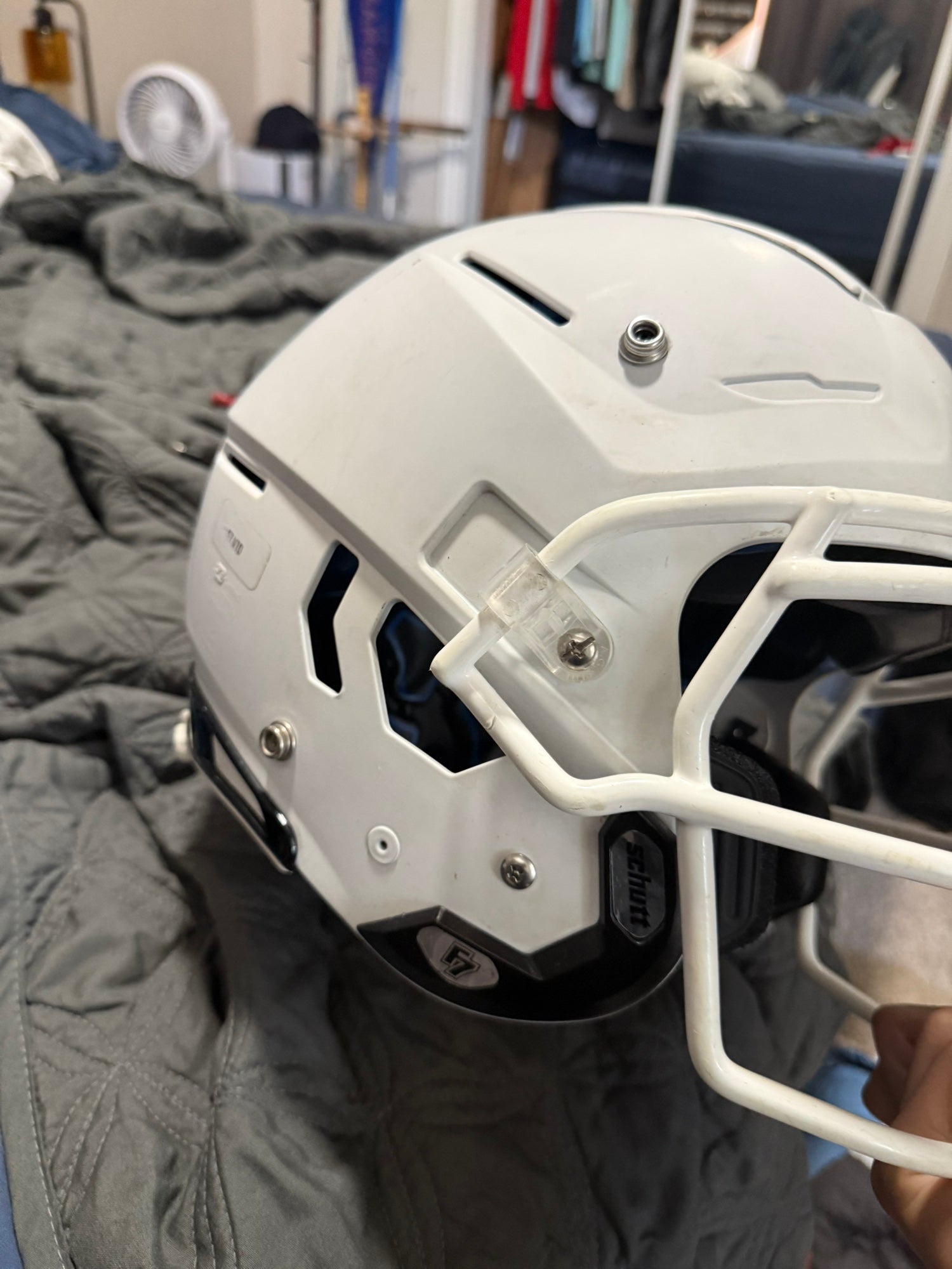 Adult Extra Large Schutt F7 Helmet (Used) | SidelineSwap | Buy and Sell on  SidelineSwap