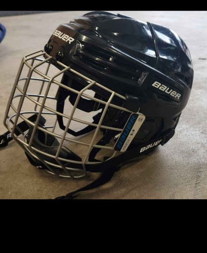 Small Bauer Helmet (Used)