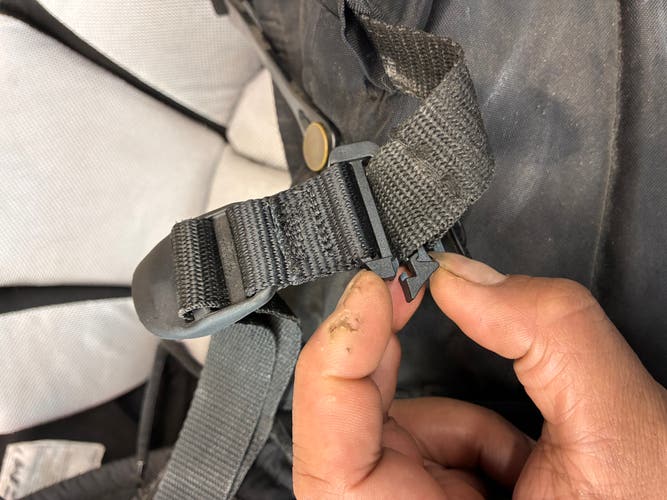 Duck Bill Slick Clips [ 2 Pack - 1” ] ice roller hockey Goalie Straps Quick Repair Goal Pads pants