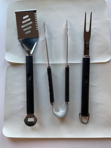 (Used) BBQ Grill Tool Set – Stainless Steel (3 Pieces)