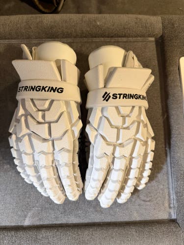 StringKing Lacrosse Gloves (Used)