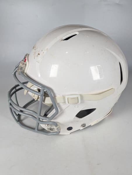 Riddell Victor-inflate 2019 Youth Football Helmet White Size L |  SidelineSwap | Buy and Sell on SidelineSwap