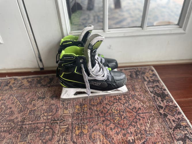 2021 Bauer GSX Hockey Goalie Skates Wide Width Pro Stock 8 (Used)