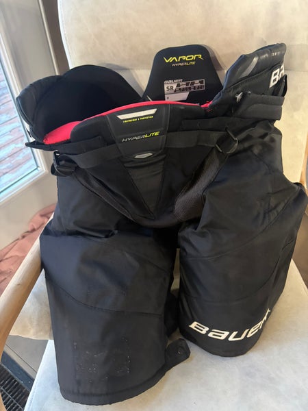 Men's Senior XL Bauer Vapor Hyperlite Hockey Pants (Used)