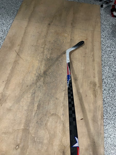Senior Bauer Twitch Right Handed Hockey Stick P86 77 Flex Pro Stock (Used)
