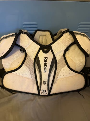 Medium Reebok 9K PRO Shoulder Pads, Pro Stock (Used)