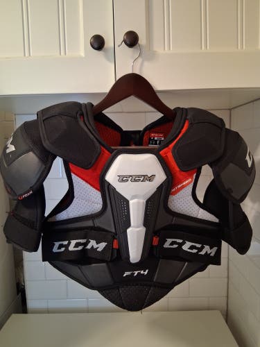 CCM JetSpeed FT4 NHL Pro Stock Hockey Player Shoulder Pads Senior Size Medium Used
