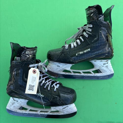Intermediate Bauer Supreme Mach Hockey Skates | Size 5 Fit 3