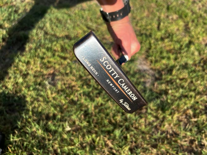 Men's Scotty Cameron Teryllium Newport Long Neck Right Handed Putter 35" (Used)