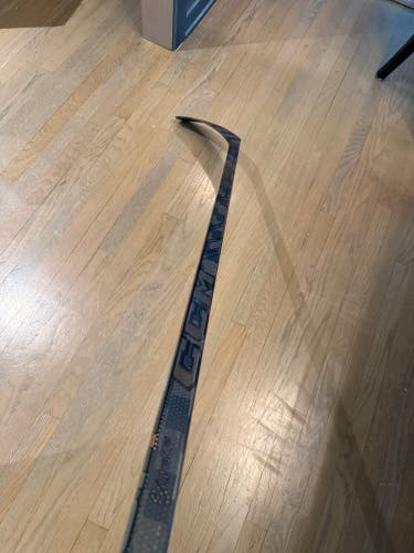 Senior CCM XF Ghost Right Handed Hockey Stick P29+1/4 85 Flex (New)