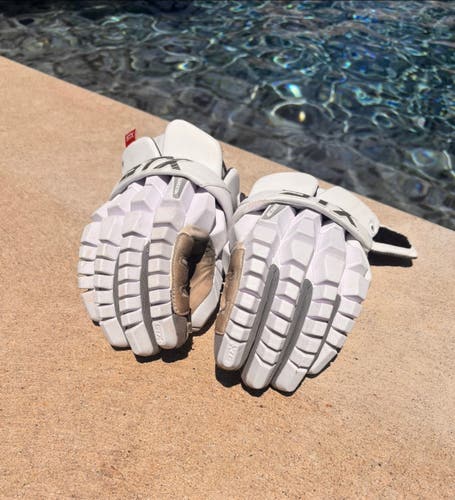 STX Rzr Lacrosse Gloves (Used)