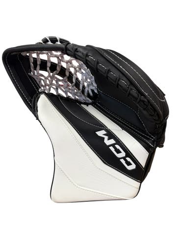 Black and White Sr CCM Extreme Flex E6.9 Regular (New)