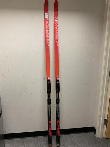 Used Rossignol EVO AR ACTION XL Mens XC Ski/Binding Red 198 cm 11855-S000203196