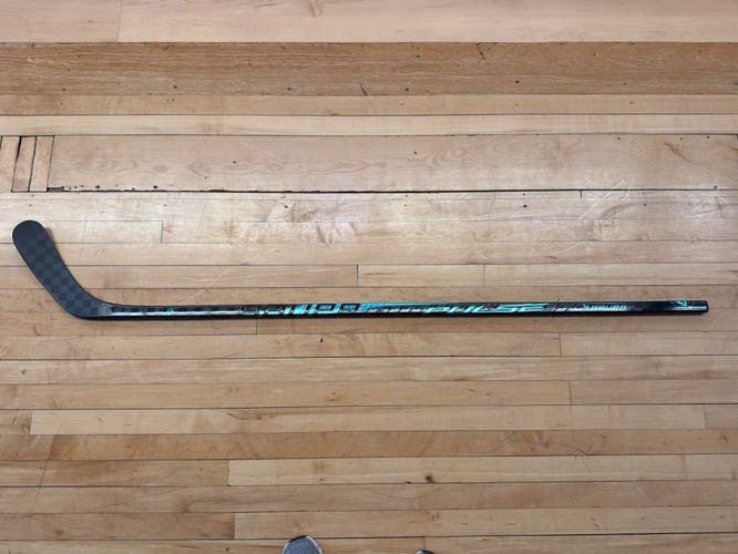 Senior Bauer Pulse Right Handed Hockey Stick P92 87 Flex (New)