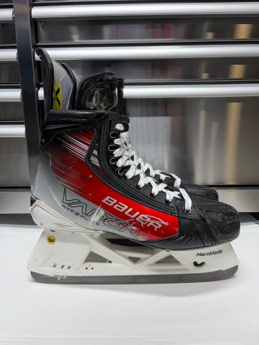 Bauer Vapor Hyperlite2 Hockey Skates Size 11 FIT 1 296mm (Game Used) BOSTON UNIVERSITY Pro Stock