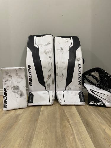 Bauer Supreme Shadow 33”(SR Small) Regular Goalie Full Set (Used)