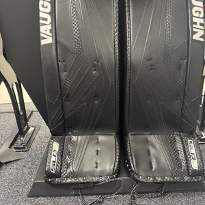 28"+ 2 Black 2024 Vaughn SLR4 jr Goalie Leg Pads (New)