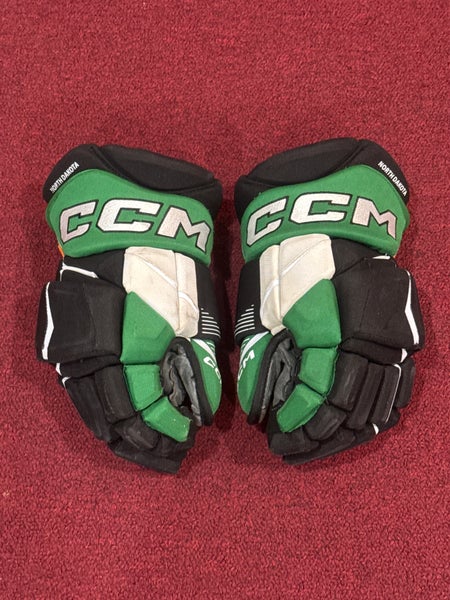 CCM HGPJSPP Gloves 15" Pro Stock Item#ND15W