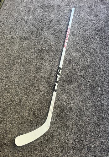 Intermediate CCM JetSpeed FT5 Pro Right Handed Hockey Stick 65 Flex