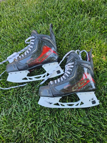 CCM JetSpeed FT890 Hockey Skates Wide Width Size 6 (Used)