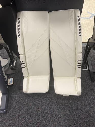 32" Senior Warrior Ritual G7 Goalie Leg Pads (New)