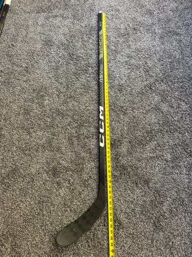 Intermediate CCM Super Tacks AS-V Pro Right Handed Hockey Stick P28 55 Flex