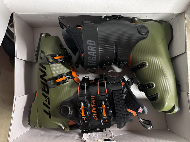 Dynafit Alpine Touring Tigard 130 Ski Boots Size 27.5