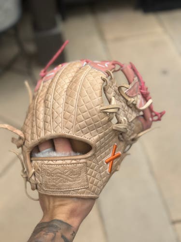 RH Infield Baseball Glove 11.75" (Used)