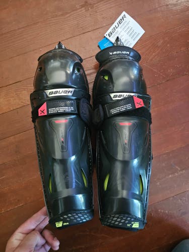 Junior Bauer Vapor 3X Pro 11" Shin Pads (New)