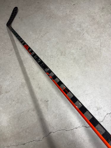 80 Flex P90TM Senior Warrior Covert QR6 Pro Right Hand Hockey Stick (Like New) Pro Stock