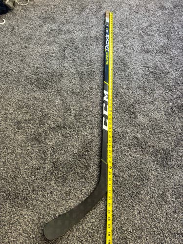 Intermediate CCM Super Tacks AS3 Right Handed Hockey Stick P29 55 Flex
