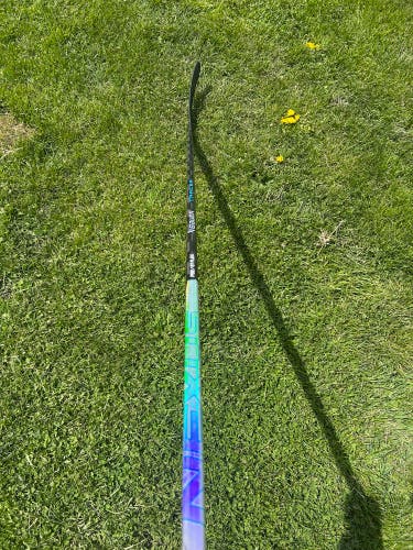 Senior Bauer Nexus Tracer Left Hand Hockey Stick P92 87 Flex (Used)
