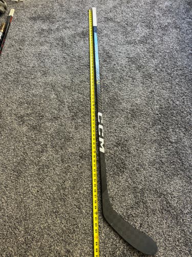 Senior CCM Super Tacks AS-V Pro Left Hand Hockey Stick P28 85 Flex