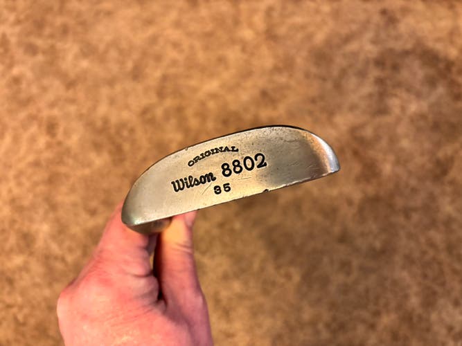 Men's Wilson 8802 Blade Right Handed Putter 35" (Used)